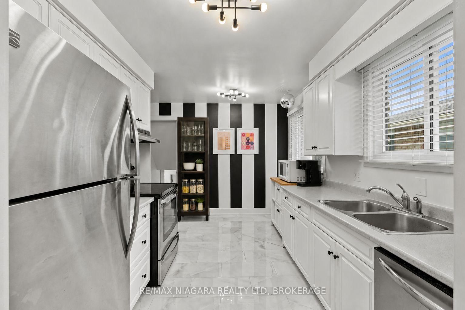 7 Ameer Drive • St. Catharines, ON photo 12