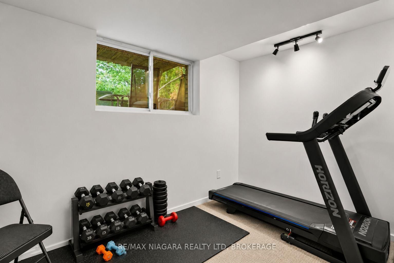 7 Ameer Drive • St. Catharines, ON photo 24