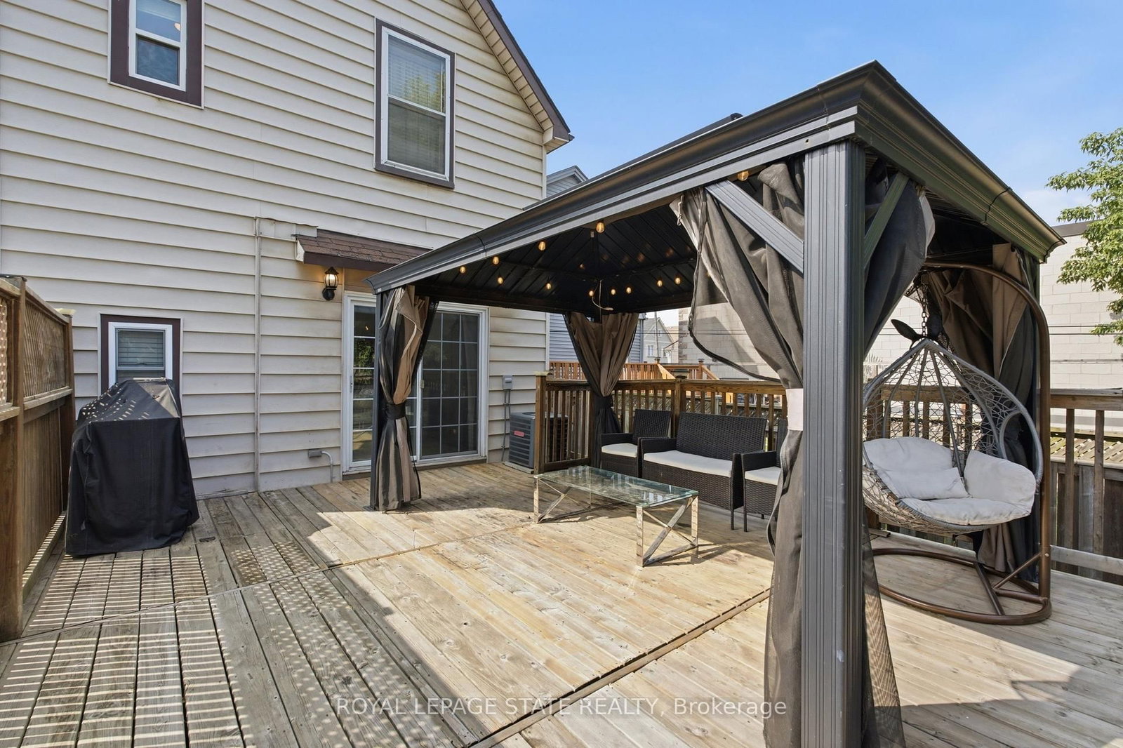 126 Niagara Street • Hamilton, ON photo 36