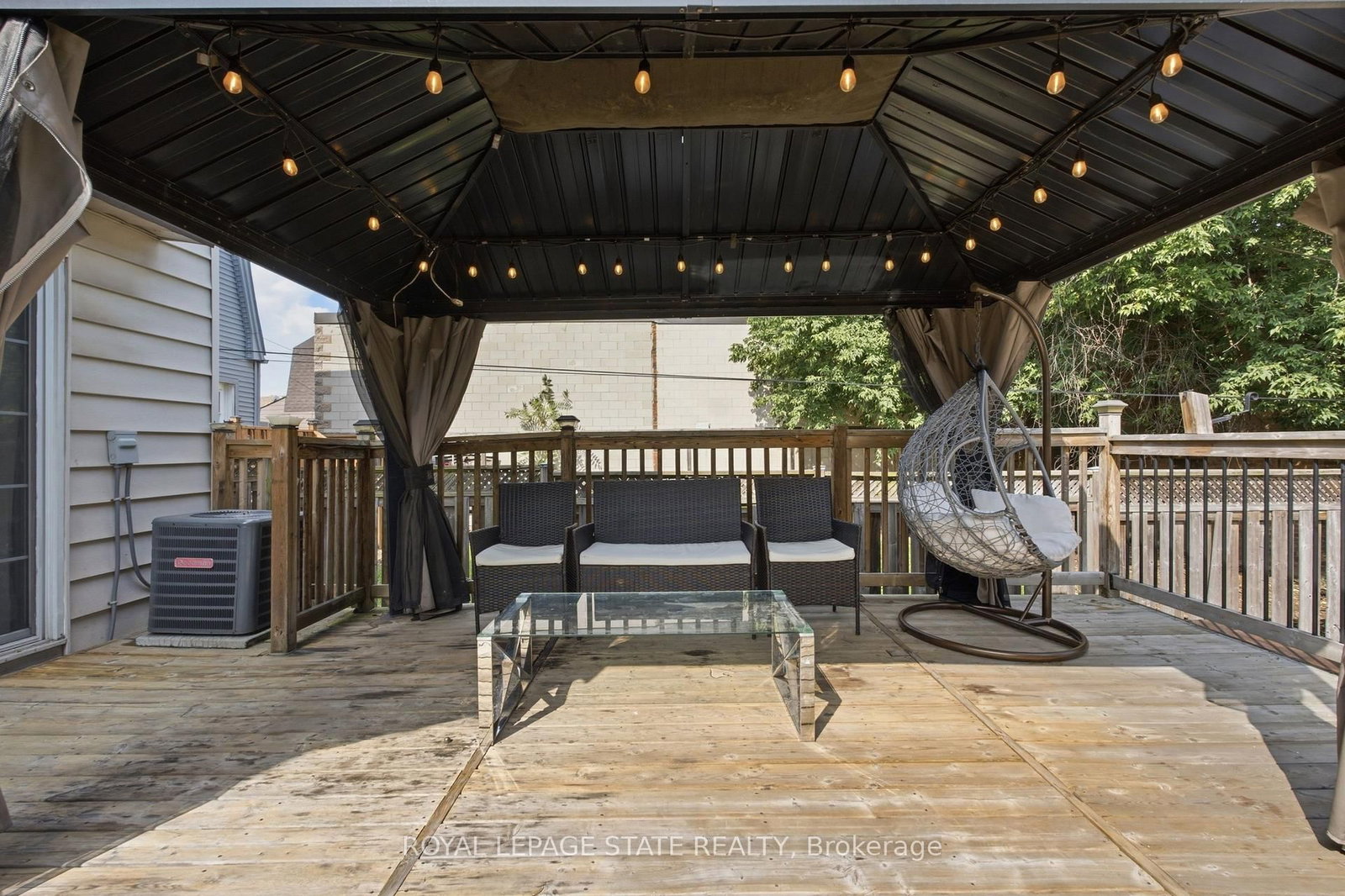 126 Niagara Street • Hamilton, ON photo 37