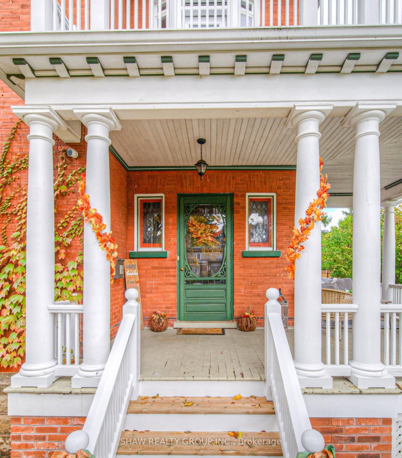543 Queenston Road