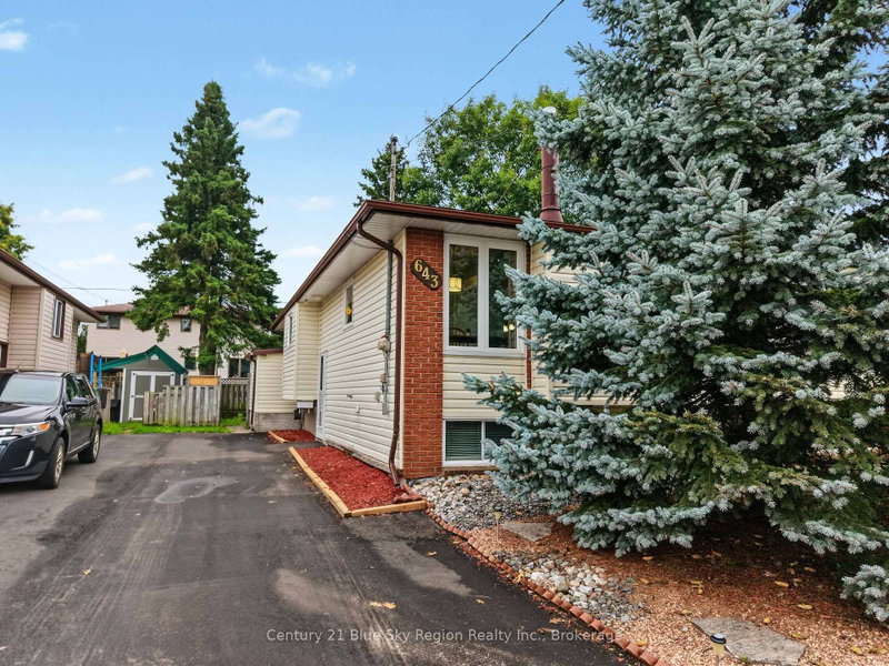 643 Robarts Avenue
