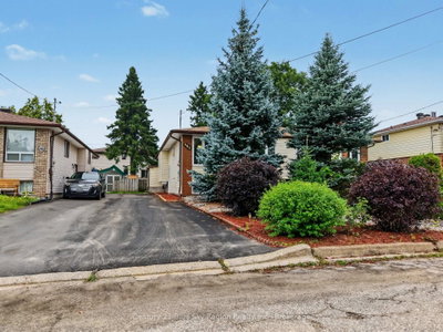 643 Robarts Avenue • North Bay, ON photo 4