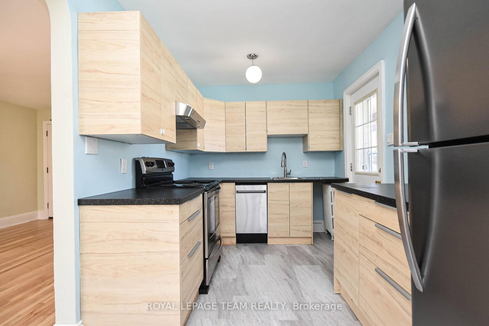 213 Desrosiers Street • Ottawa, ON photo 25