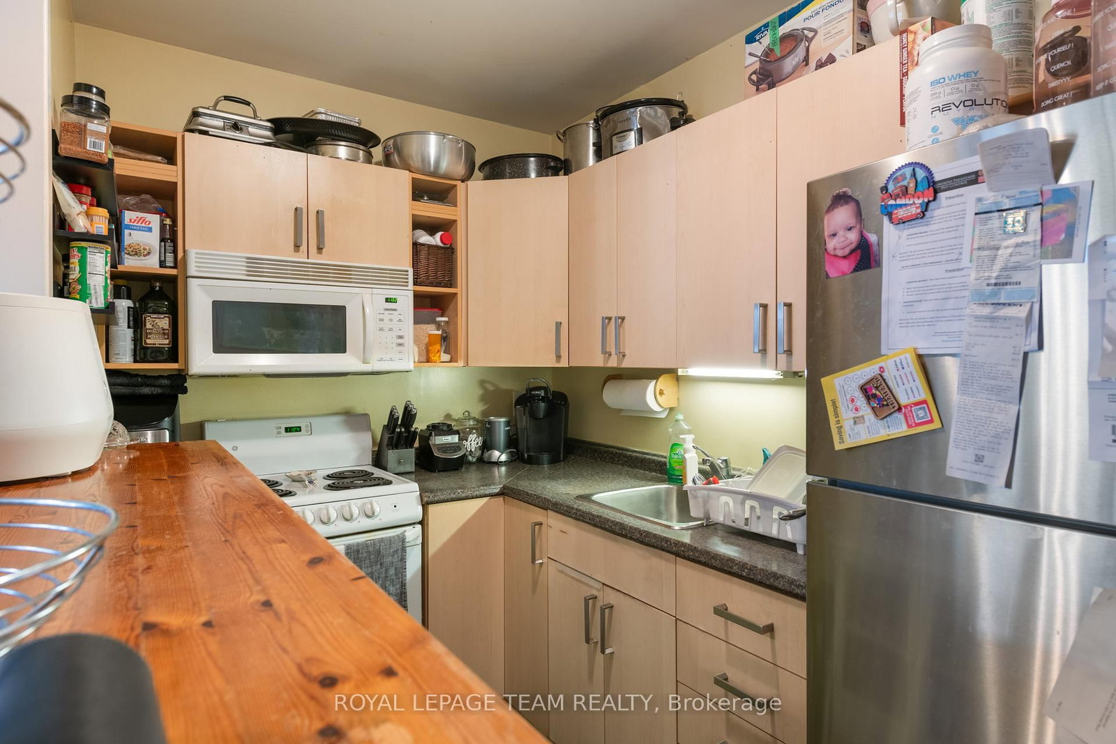 213 Desrosiers Street • Ottawa, ON photo 9