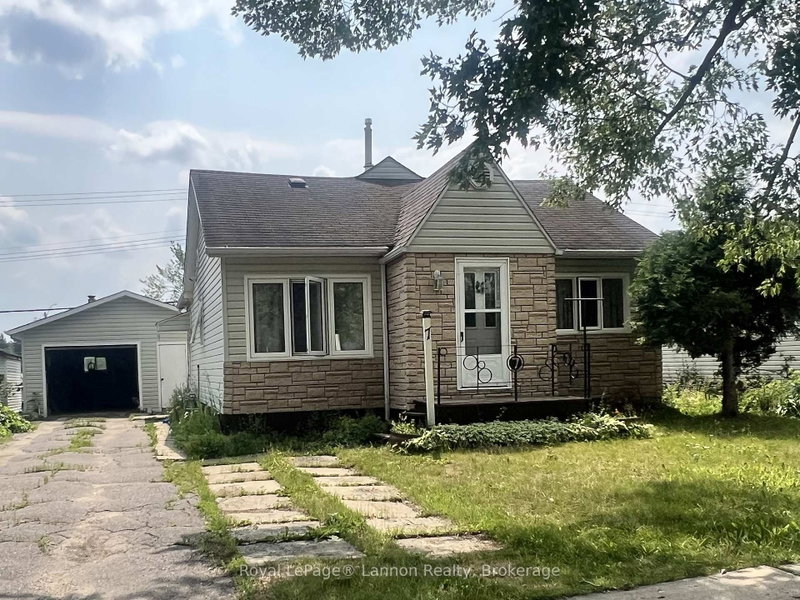 7 Errington Avenue