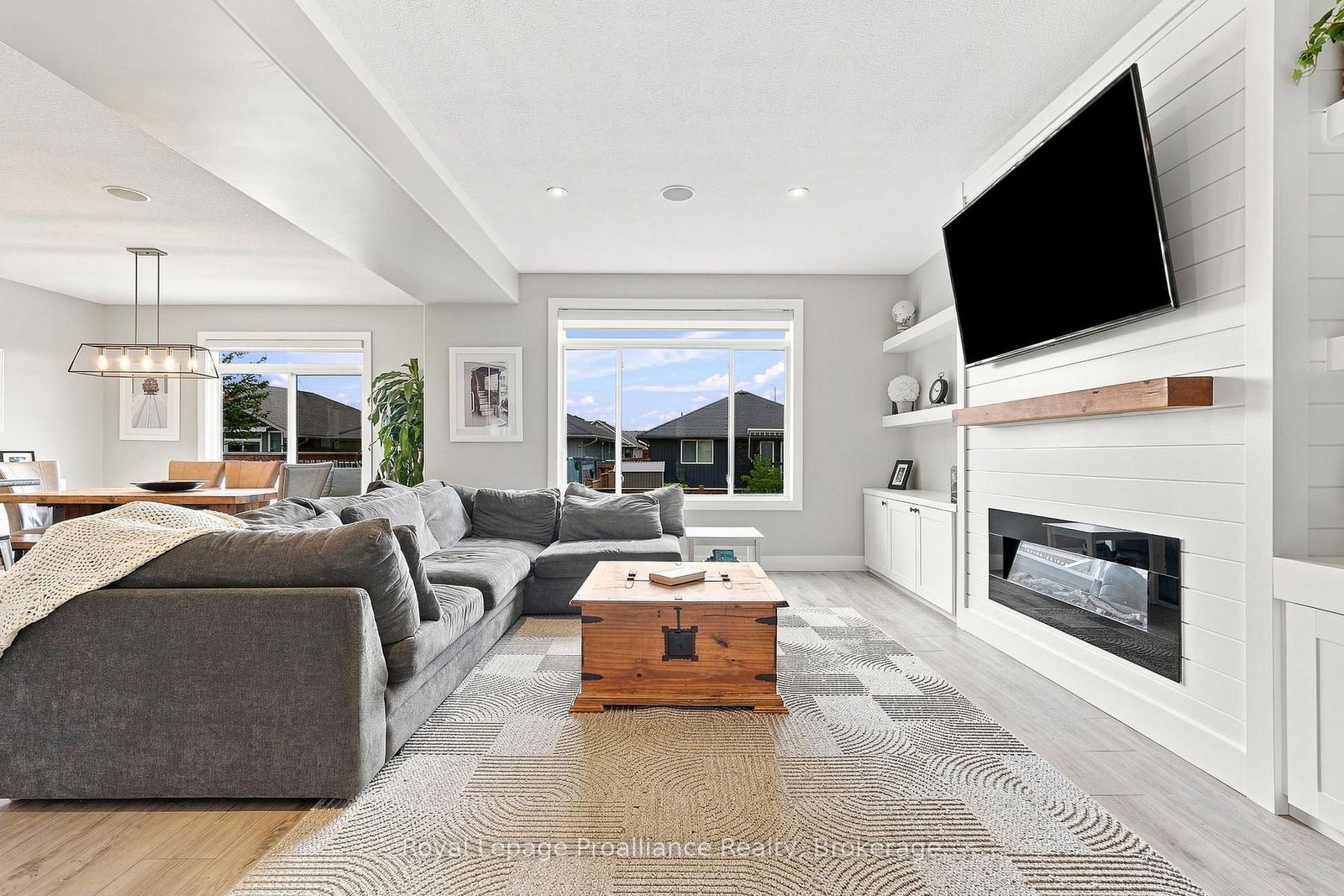 18 Granite Drive • Belleville, ON photo 10