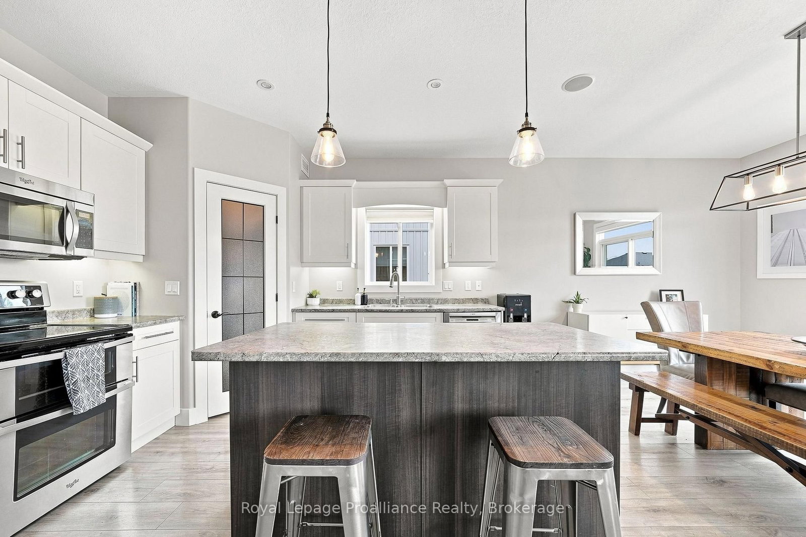 18 Granite Drive • Belleville, ON photo 15