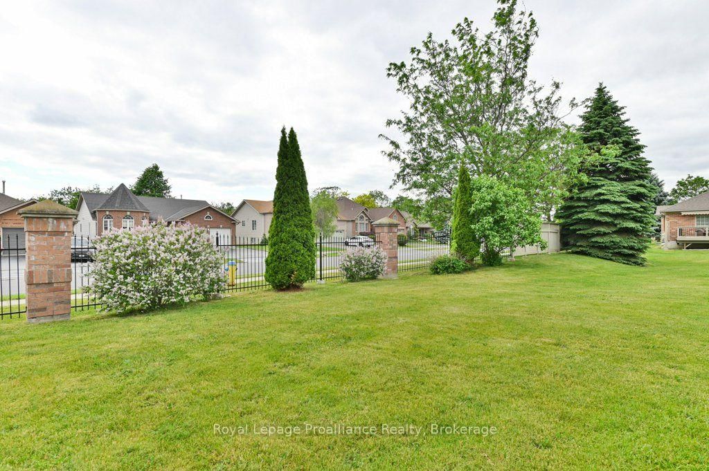 25 Heartwood Drive • #12 • Belleville, ON photo 38