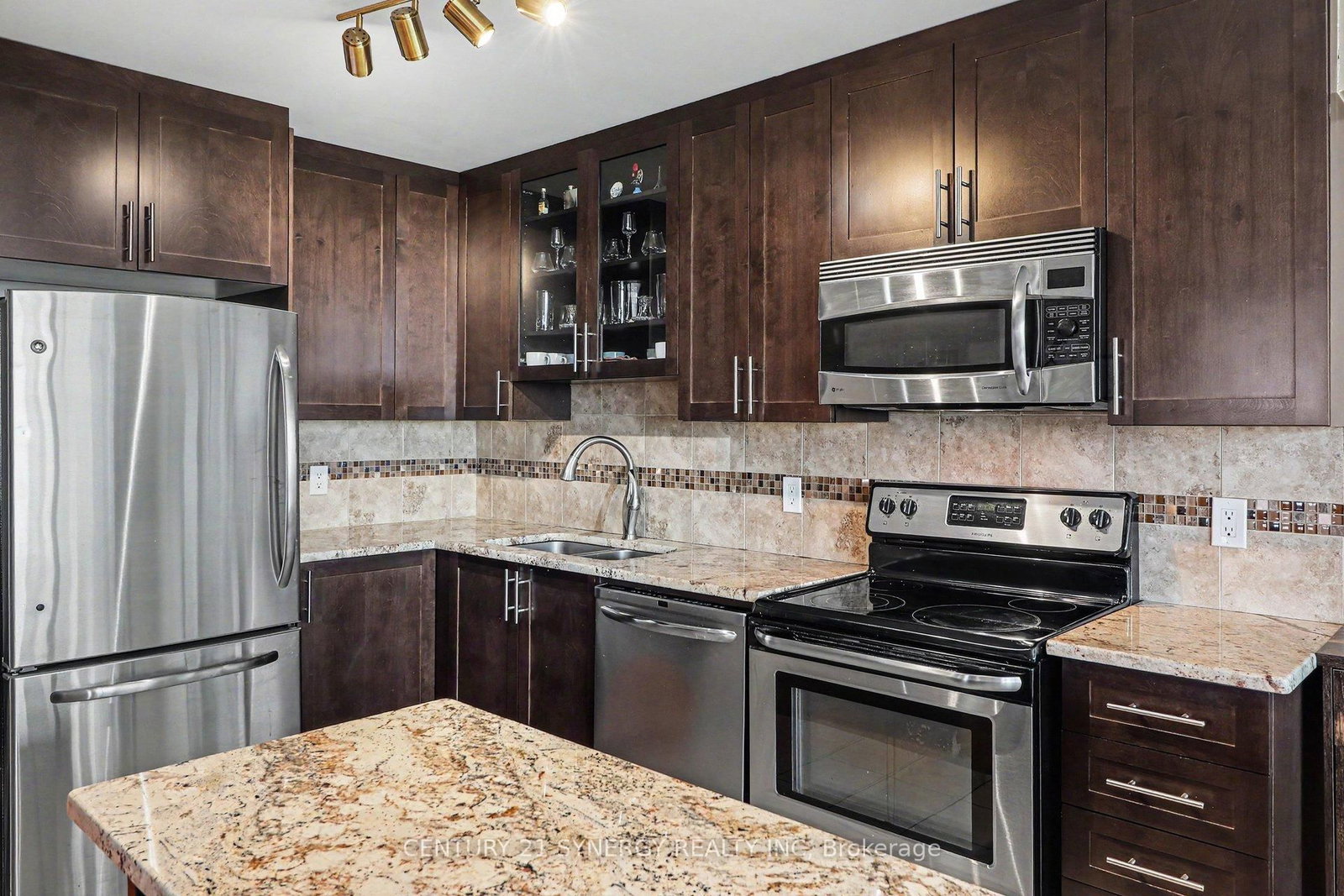 158B McArthur Avenue • #1202 • Ottawa, ON photo 15