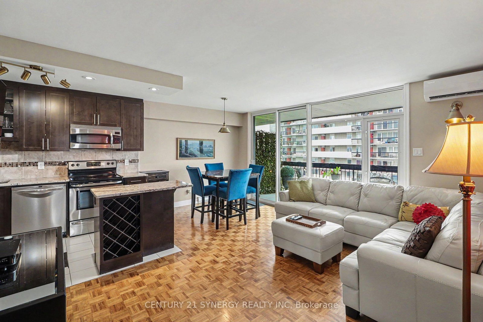 158B McArthur Avenue • #1202 • Ottawa, ON photo 18