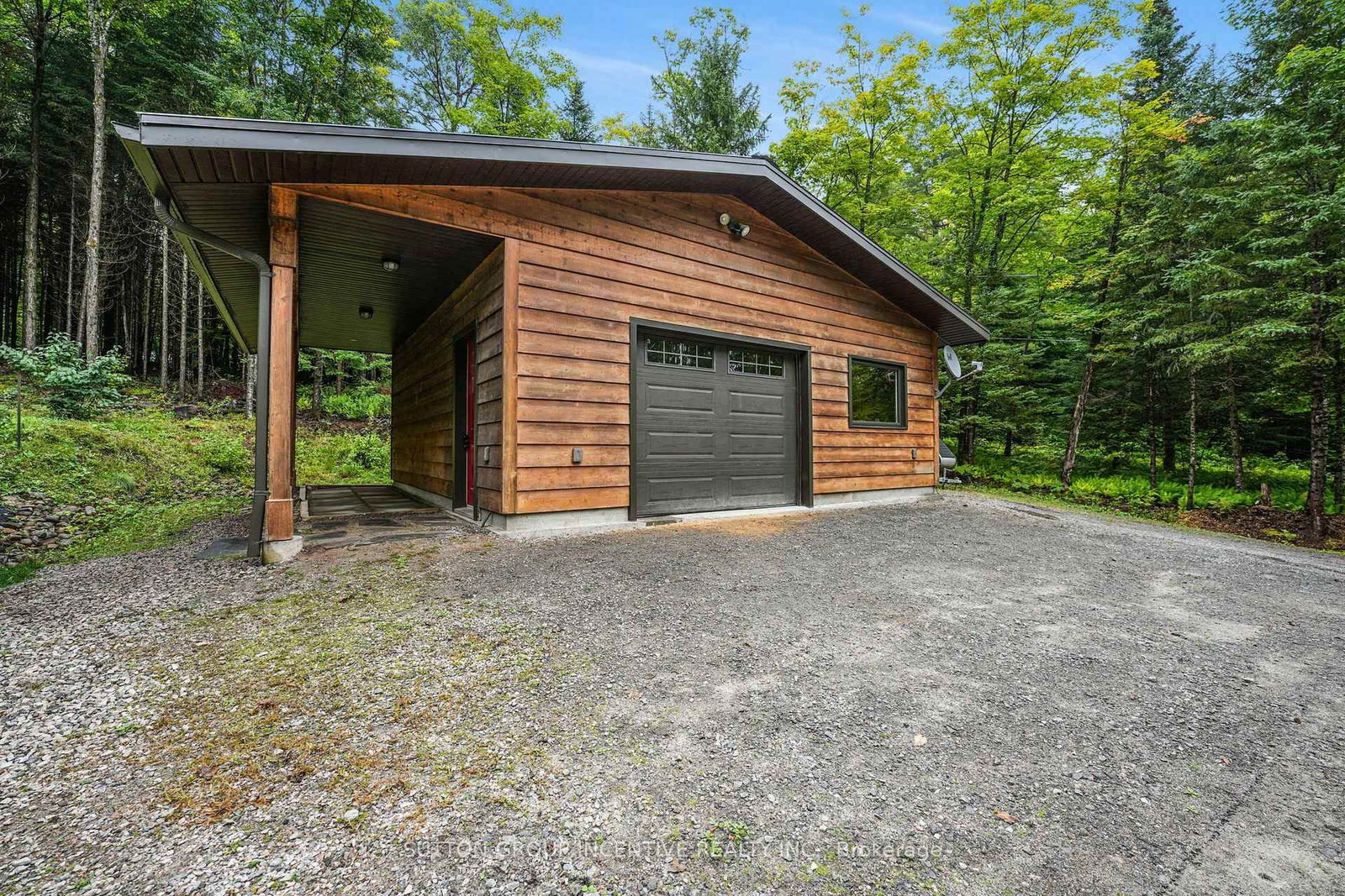 1642 Williamsport Road • Huntsville, ON photo 5