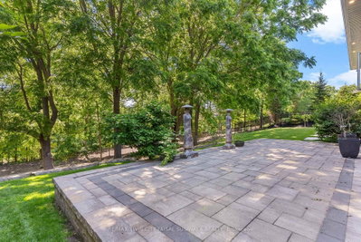 44 Pioneer Ridge Drive • Kitchener, ON photo 6