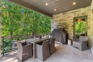 44 Pioneer Ridge Drive • Kitchener, ON photo 8