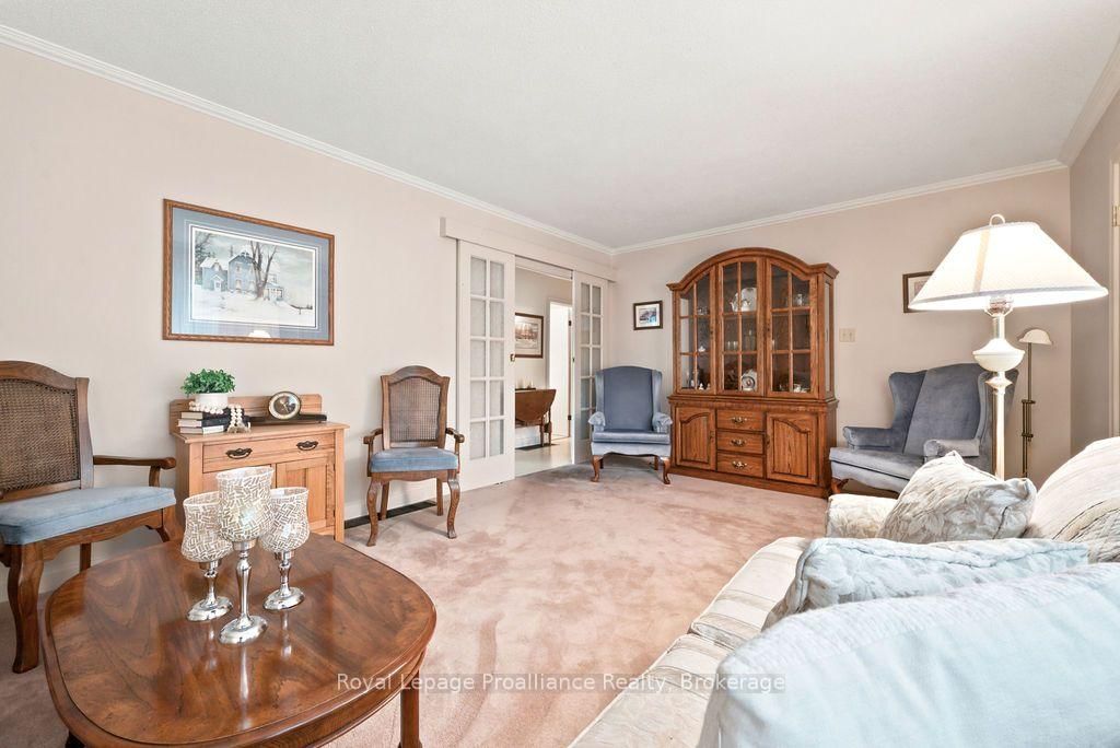 304 Hastings Street N • Bancroft, ON photo 13