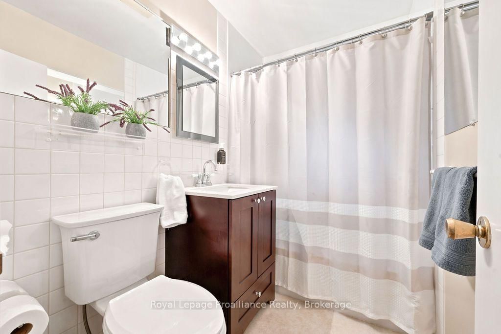 304 Hastings Street N • Bancroft, ON photo 22