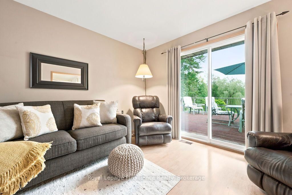 304 Hastings Street N • Bancroft, ON photo 26