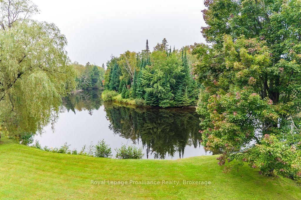 304 Hastings Street N • Bancroft, ON photo 39