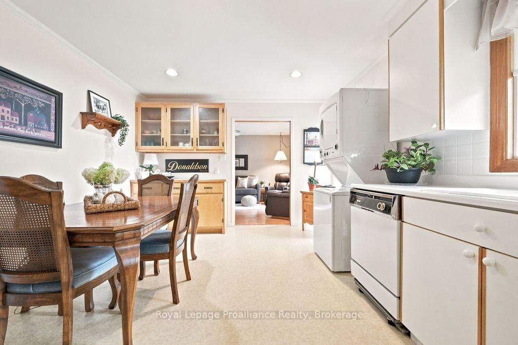 304 Hastings Street N • Bancroft, ON photo 6