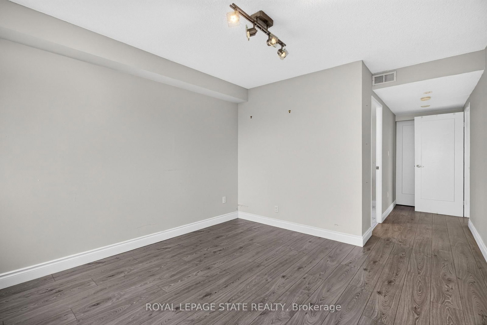 120 Duke Street • #1106 • Hamilton, ON photo 26