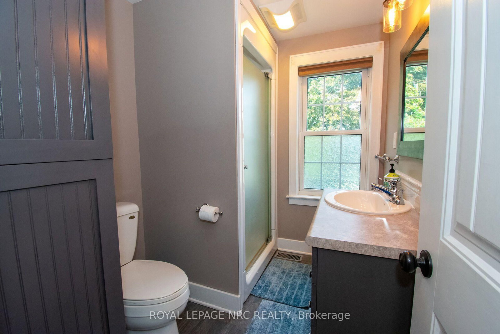 36 MAPLEWOOD Drive • St. Catharines, ON photo 18
