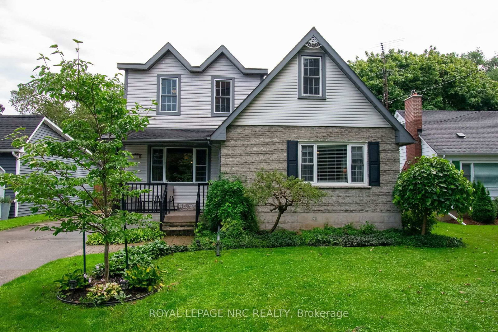 36 MAPLEWOOD Drive • St. Catharines, ON photo 41