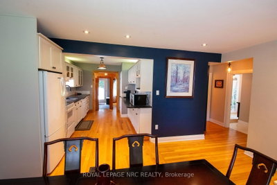 36 MAPLEWOOD Drive • St. Catharines, ON photo 6