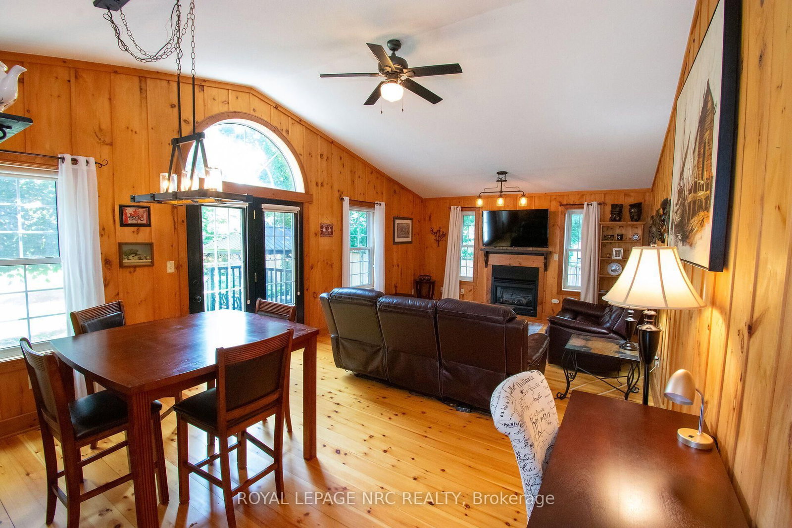 36 MAPLEWOOD Drive • St. Catharines, ON photo 9