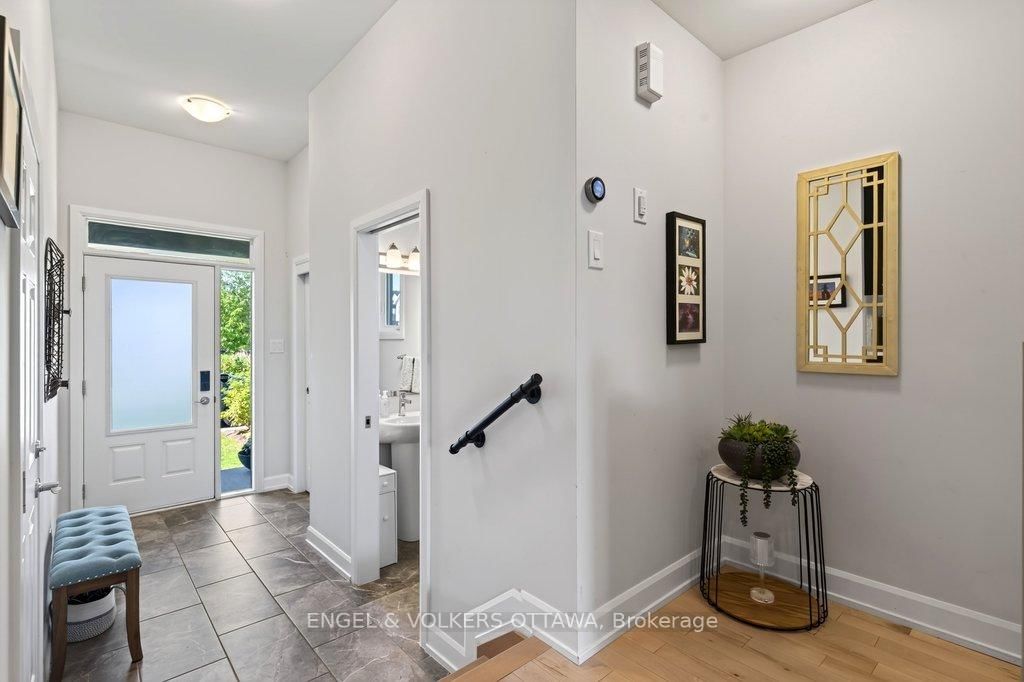 413 Premiere Lane • Clarence-Rockland, ON photo 4