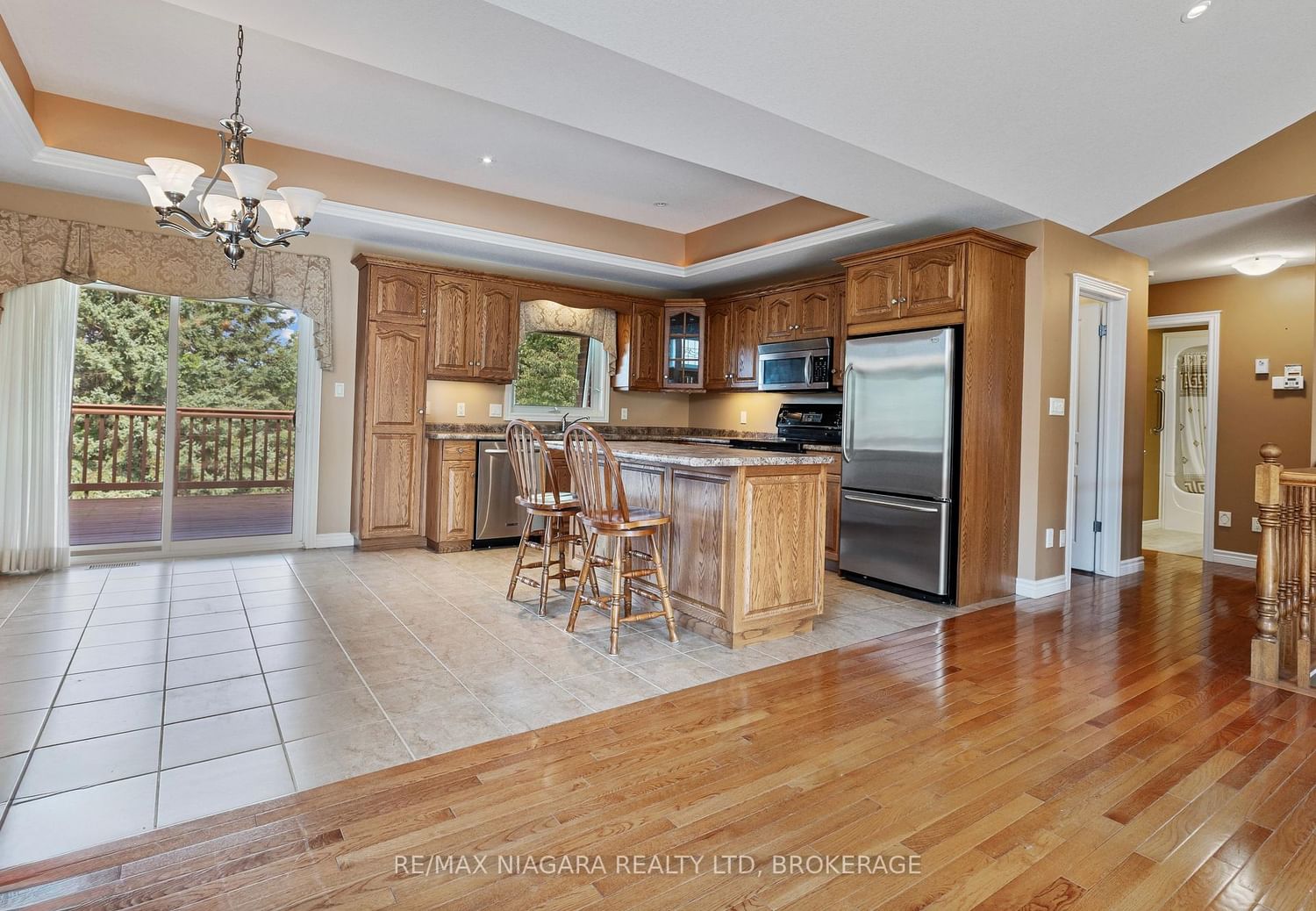 16 Cherry Ridge Boulevard • Pelham, ON photo 13