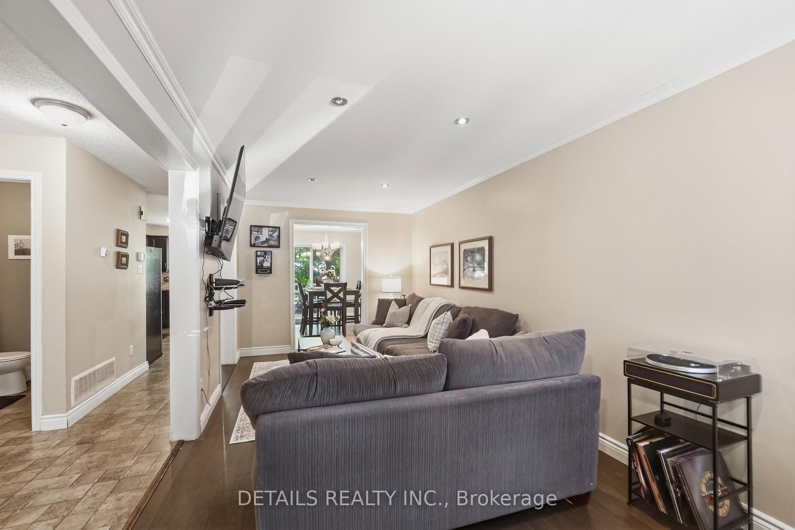 24 Southport Drive • Ottawa, ON photo 11