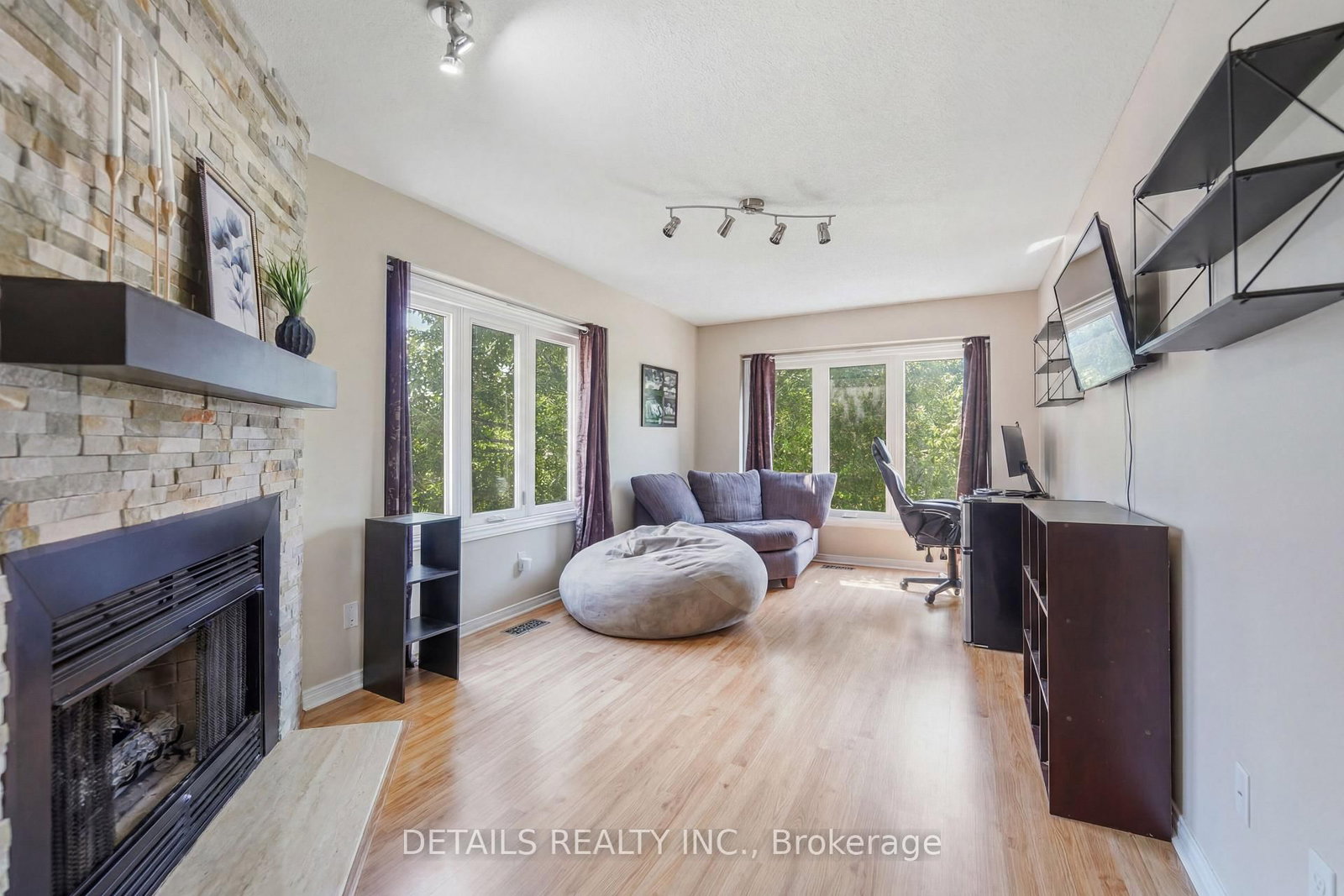 24 Southport Drive • Ottawa, ON photo 33