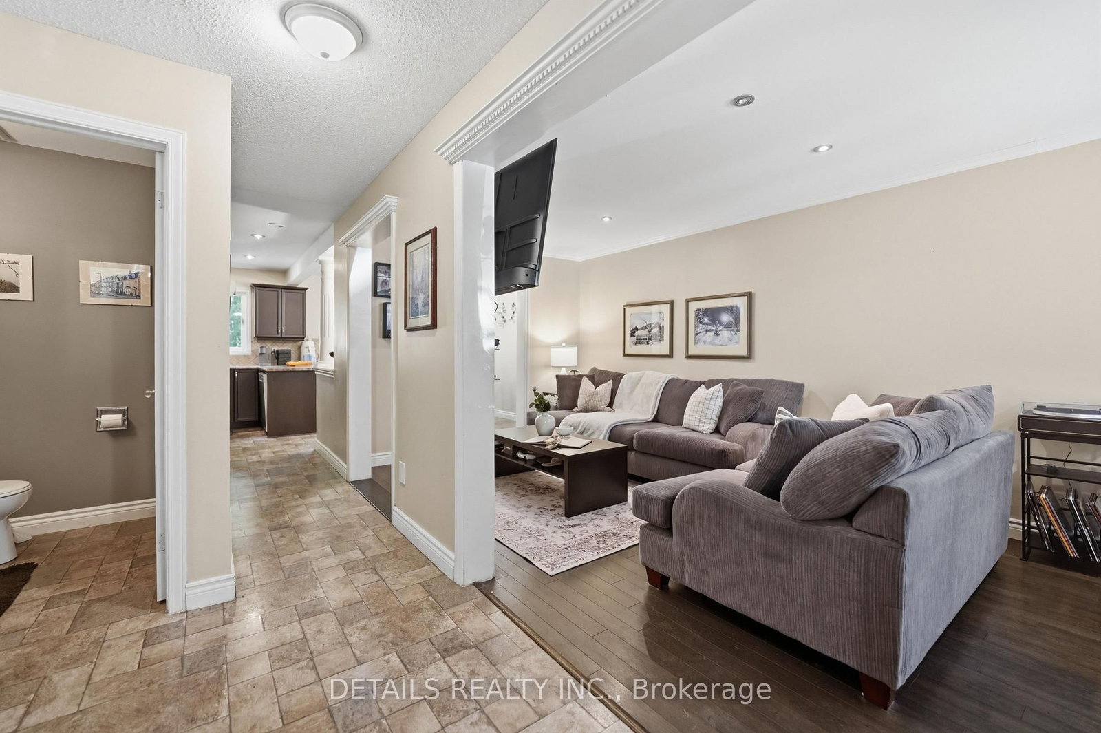24 Southport Drive • Ottawa, ON photo 8