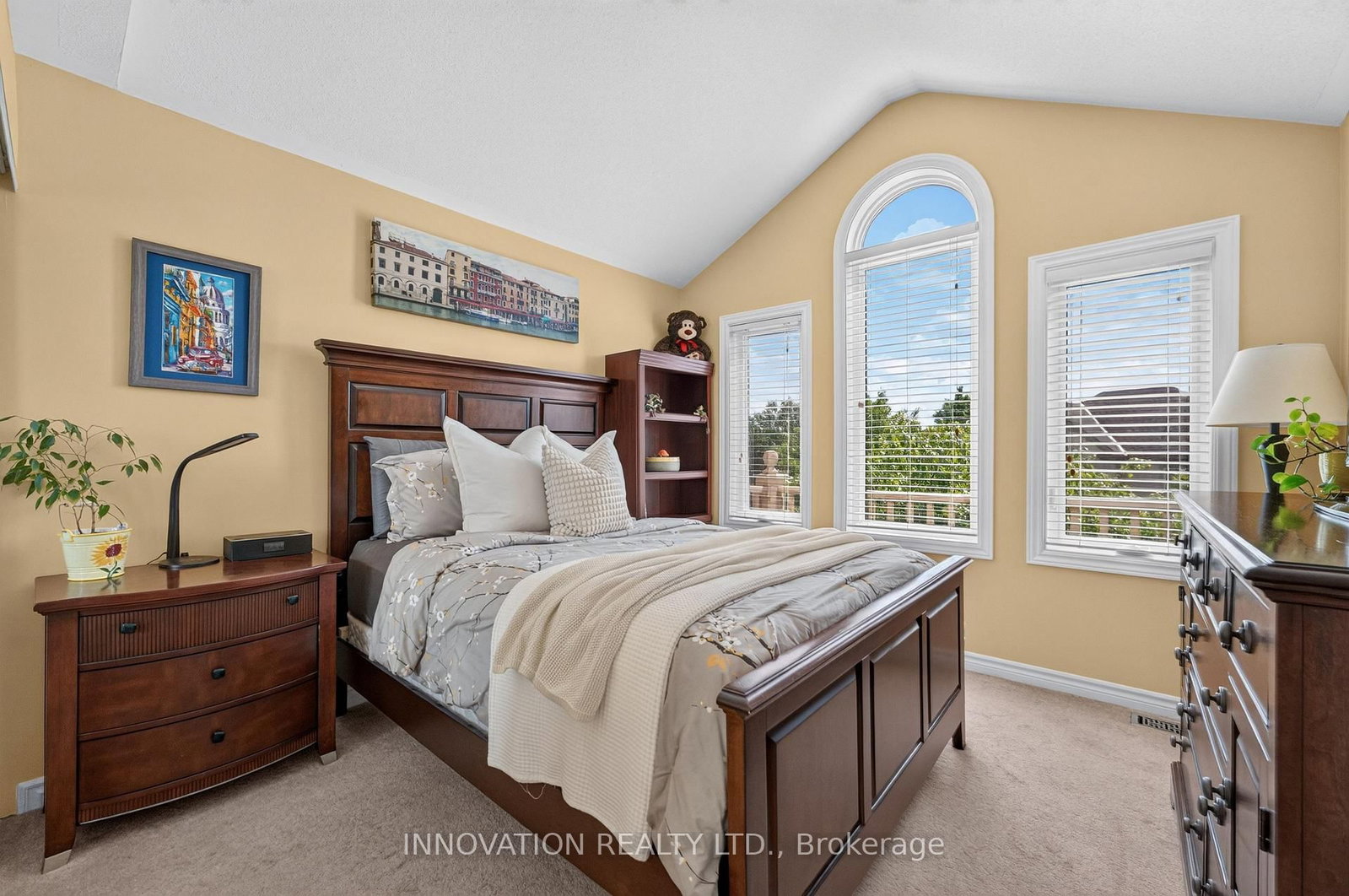 545 Rosehill Avenue • Ottawa, ON photo 32