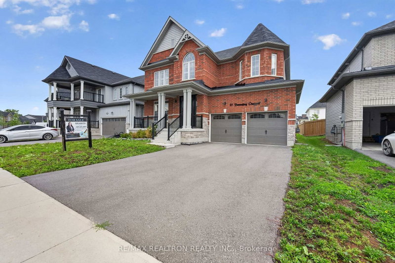 91 Hennessey Crescent