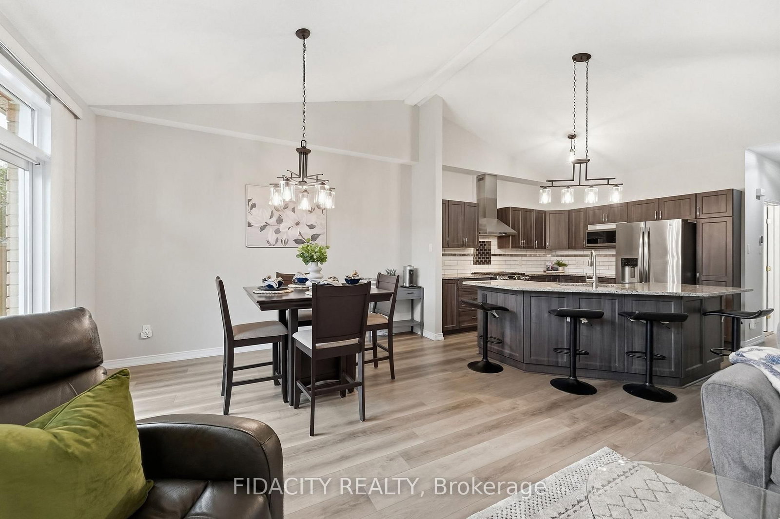 925 Burwash Landing Landing • Kanata, ON photo 19