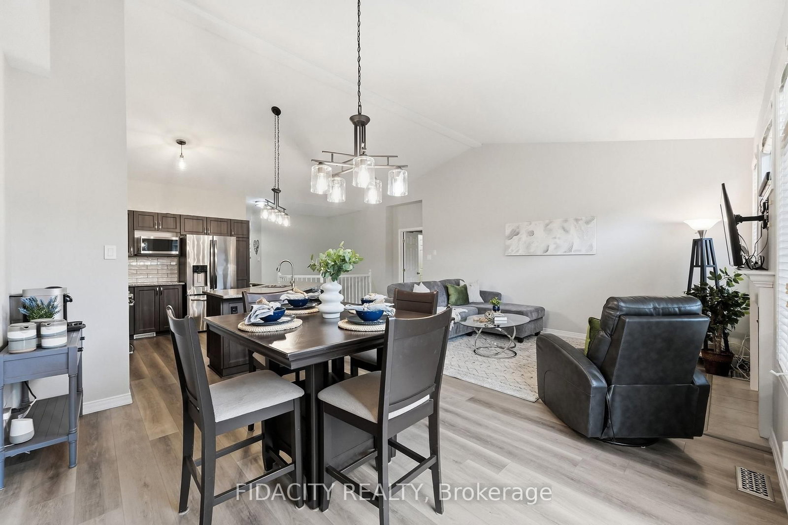 925 Burwash Landing Landing • Kanata, ON photo 22
