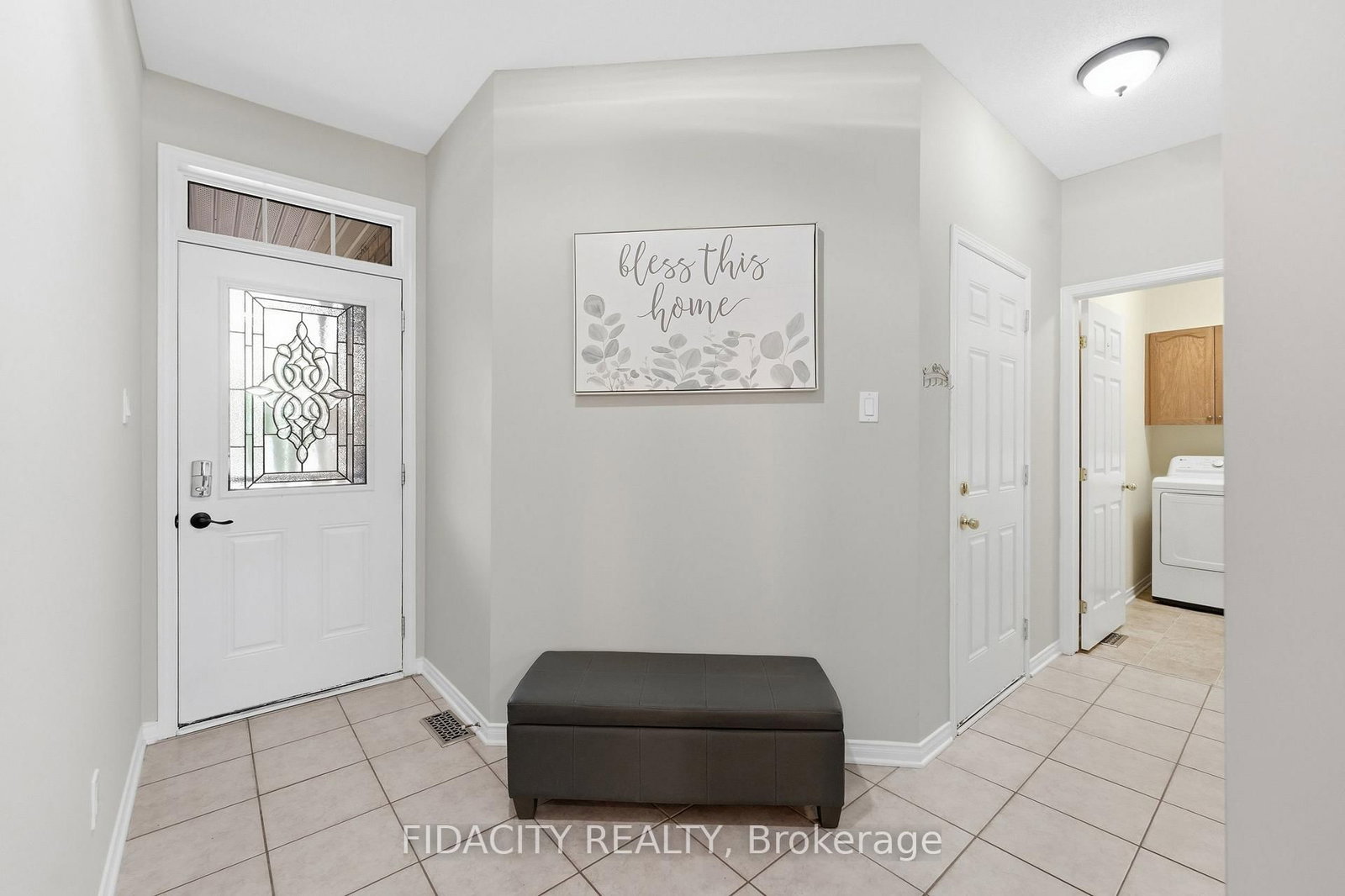 925 Burwash Landing Landing • Kanata, ON photo 3