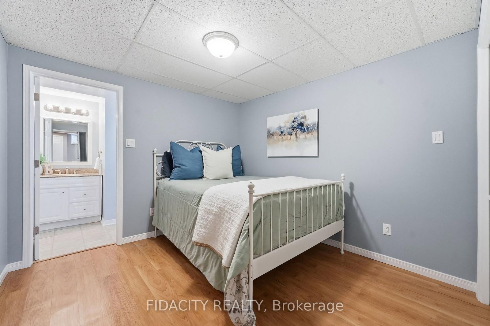 925 Burwash Landing Landing • Kanata, ON photo 38