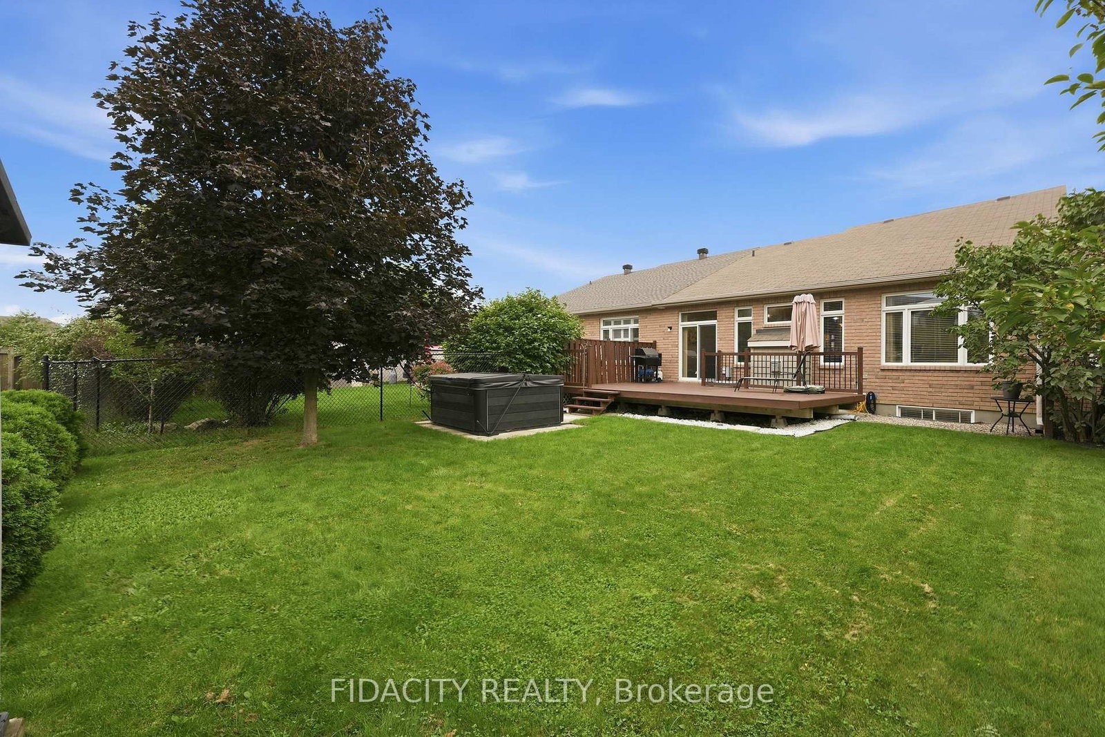 925 Burwash Landing Landing • Kanata, ON photo 48