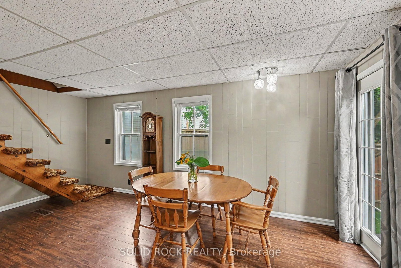 85 Renfrew Avenue W • Renfrew, ON photo 12