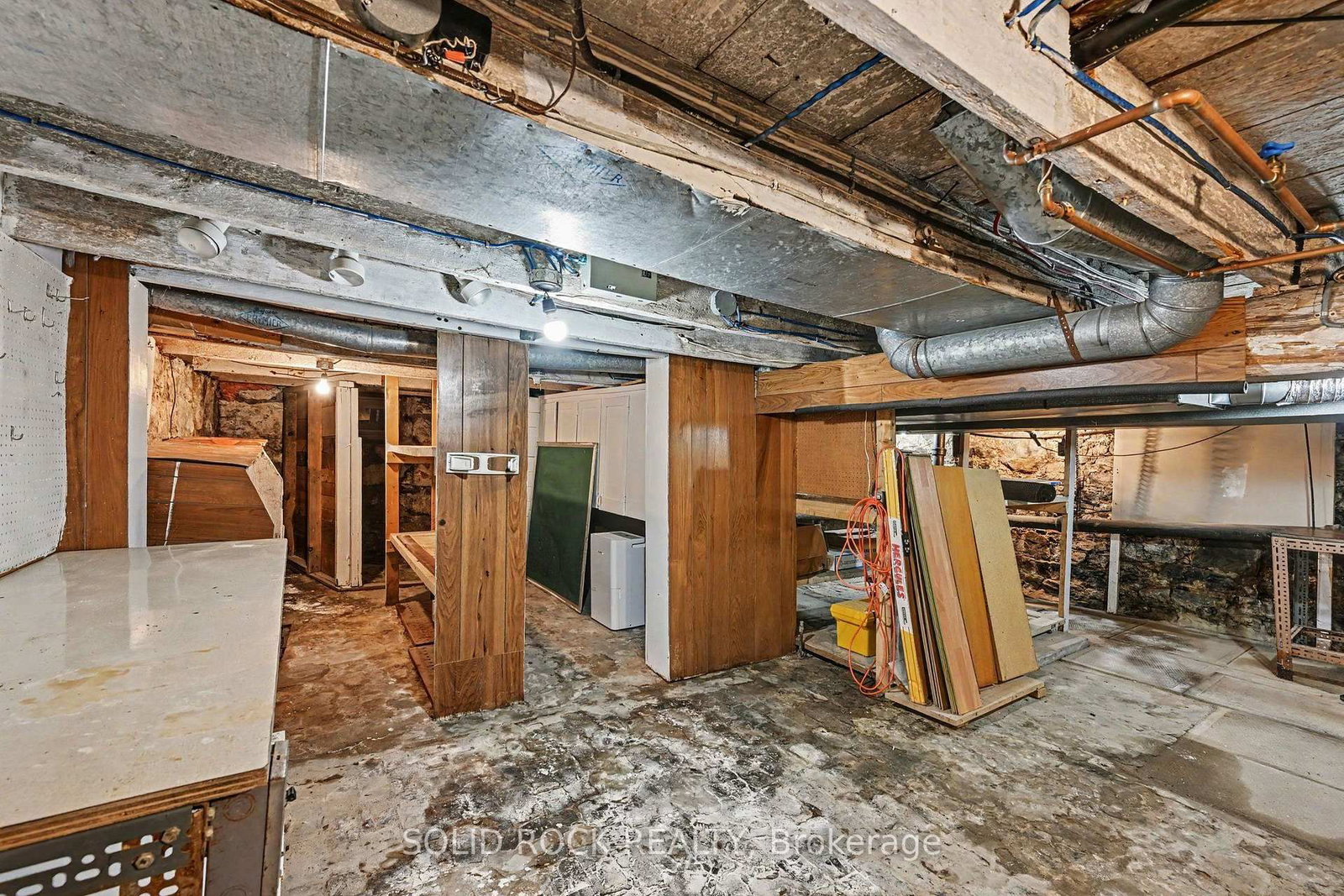 85 Renfrew Avenue W • Renfrew, ON photo 22