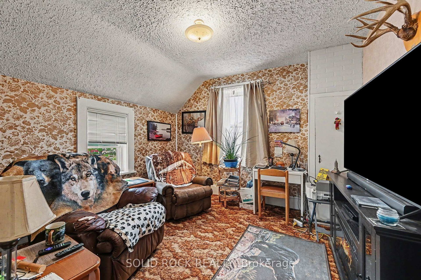 85 Renfrew Avenue W • Renfrew, ON photo 31