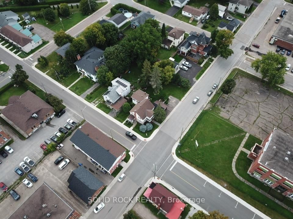 85 Renfrew Avenue W • Renfrew, ON photo 43