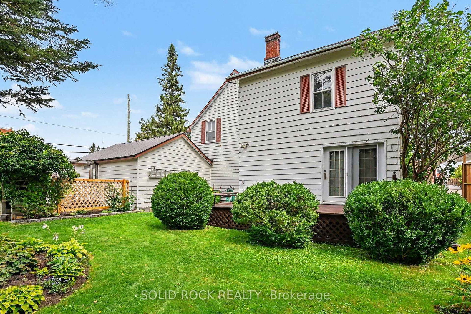 85 Renfrew Avenue W • Renfrew, ON photo 6