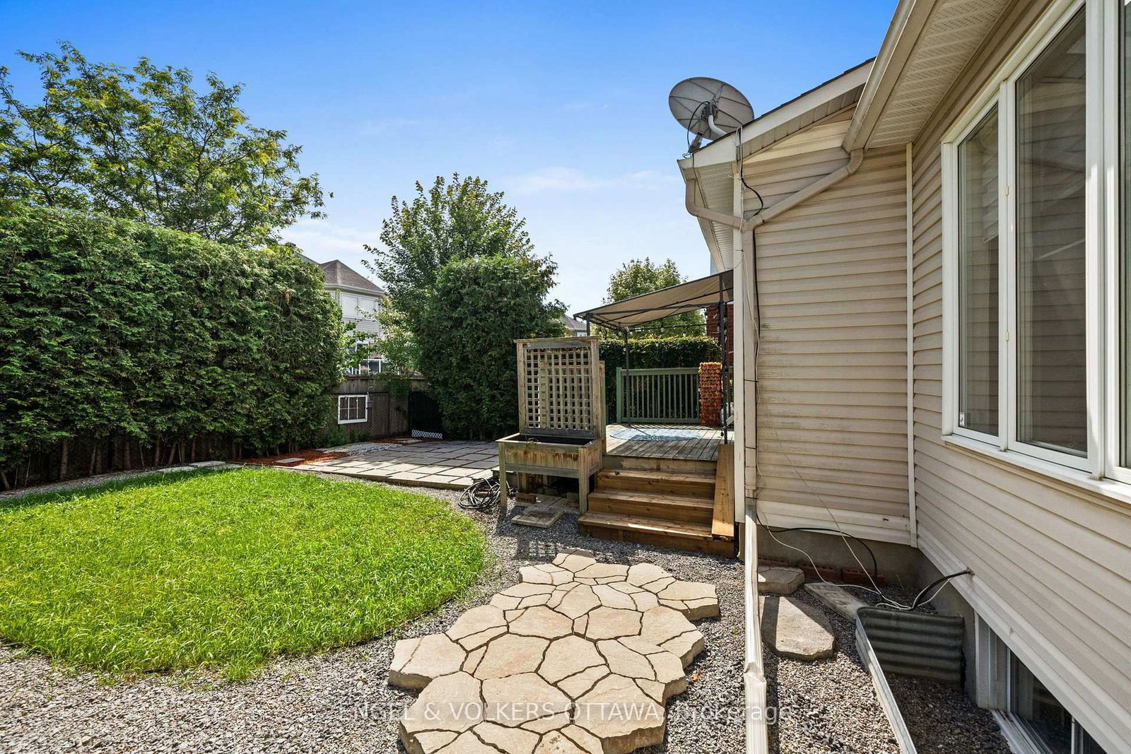 1121 Rocky Harbour Crescent • Ottawa, ON photo 42