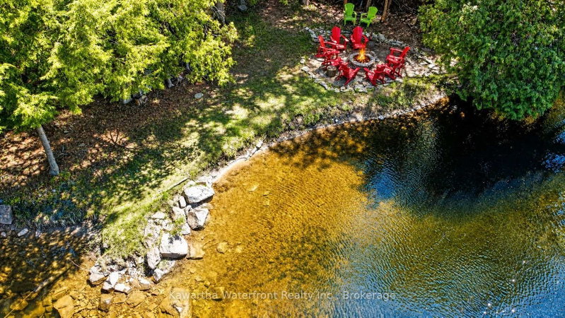 85 Nevison Dr photo 5
