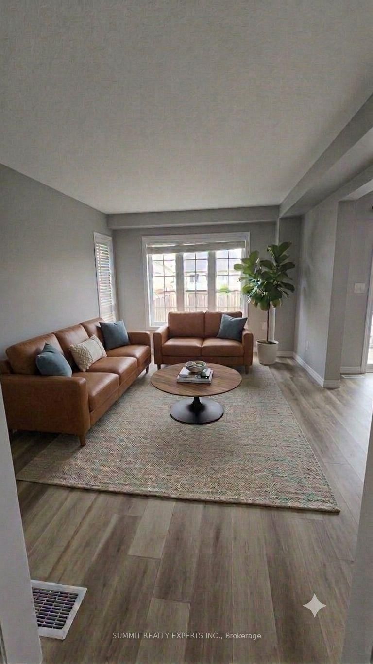 1521 Dunkirk Avenue