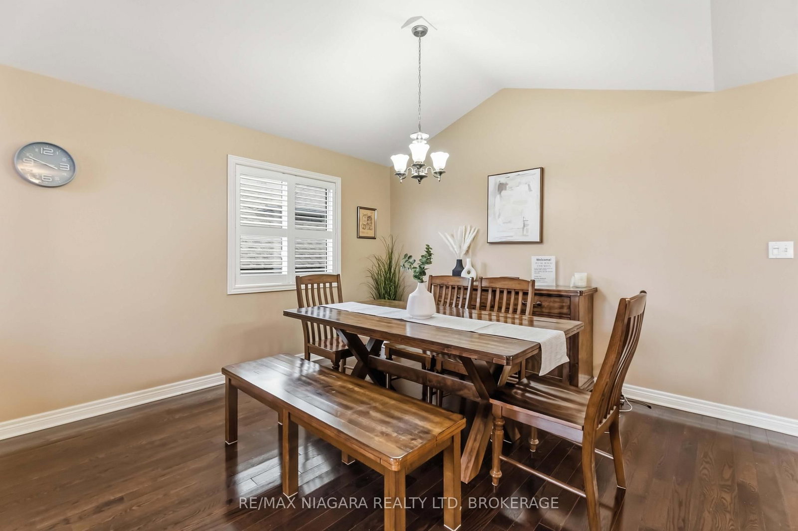 8340 Racey Avenue • Niagara Falls, ON photo 6