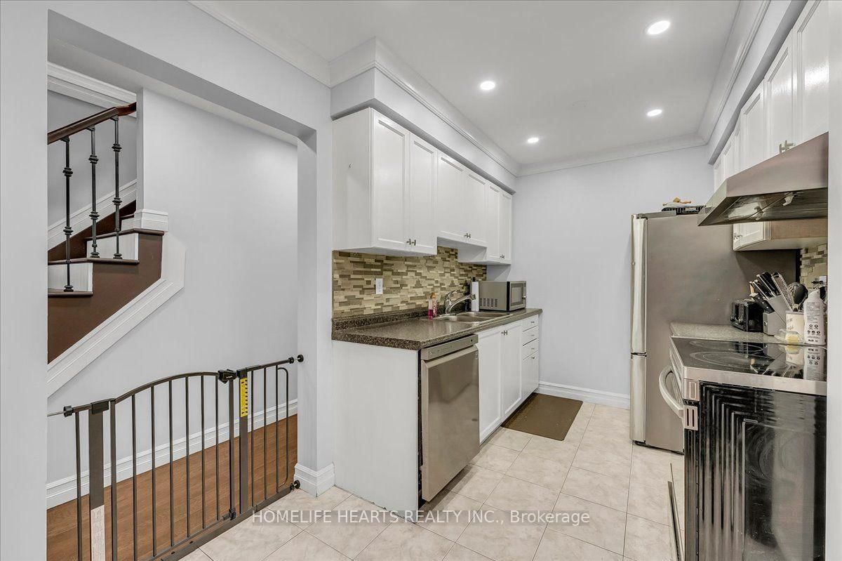21 Bronte Court • Hamilton, ON photo 14